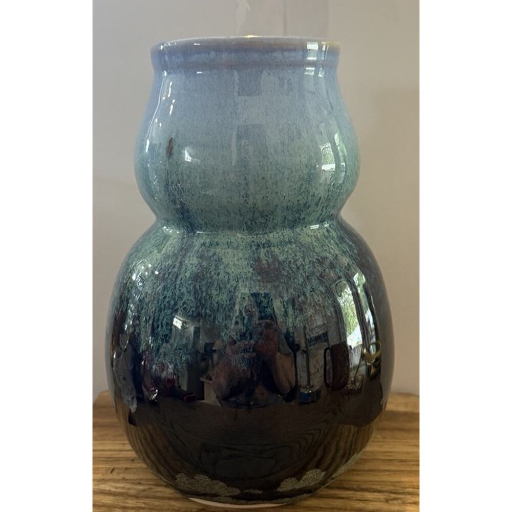 Studio Pottery Reactive Blue Glaze Double Gourd Shape Vase Signed 8” Tall
